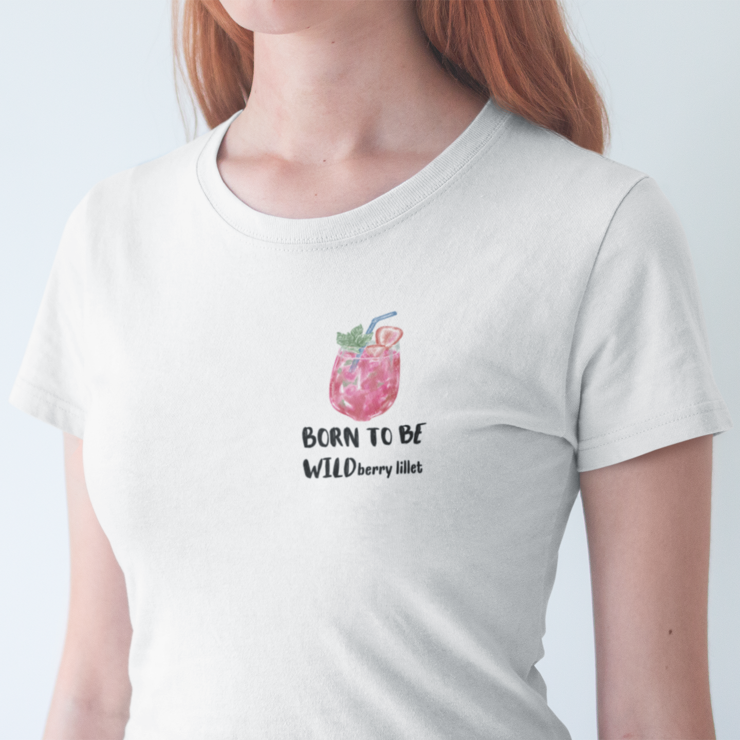 BORN TO BE WILDBERRY - Premium Damenshirt